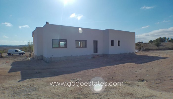 Te koop - Huis - Vrijstaande Villa - Pinoso - Pinoso Centro