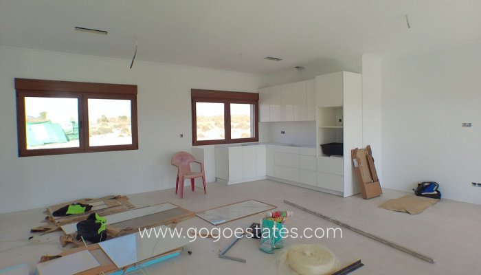 Te koop - Huis - Vrijstaande Villa - Pinoso - Pinoso Centro