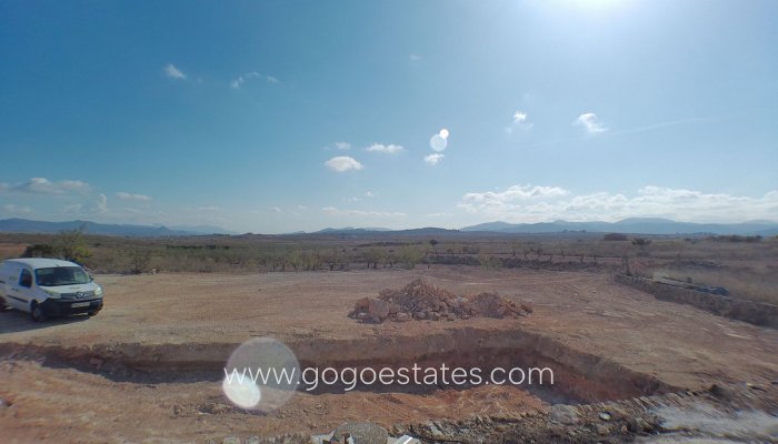 Te koop - Huis - Vrijstaande Villa - Pinoso - Pinoso Centro