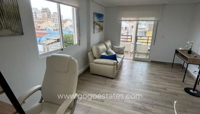 Te koop - Appartement - Appartement op de middelste verdieping - Torrevieja - Torrevieja Centro