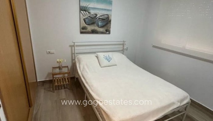 Te koop - Appartement - Appartement op de middelste verdieping - Torrevieja - Torrevieja Centro