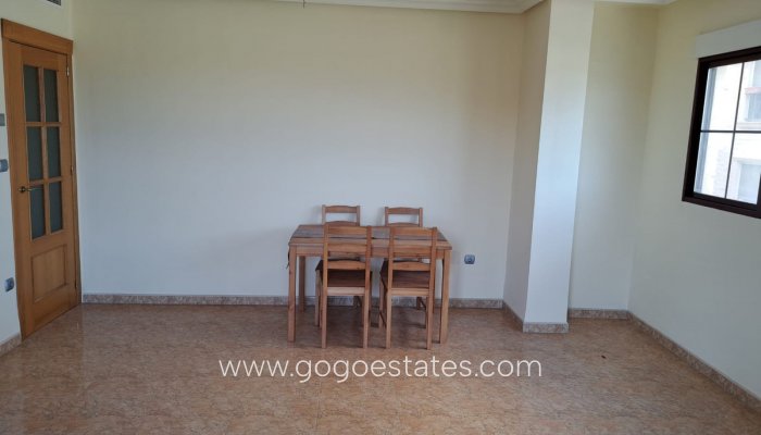 Te koop - Appartement - Appartement op de middelste verdieping - Albatera - Albatera Centro