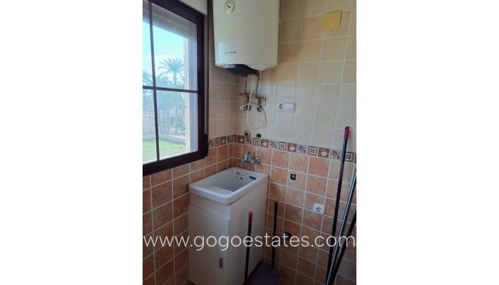 Te koop - Appartement - Appartement op de middelste verdieping - Albatera - Albatera Centro