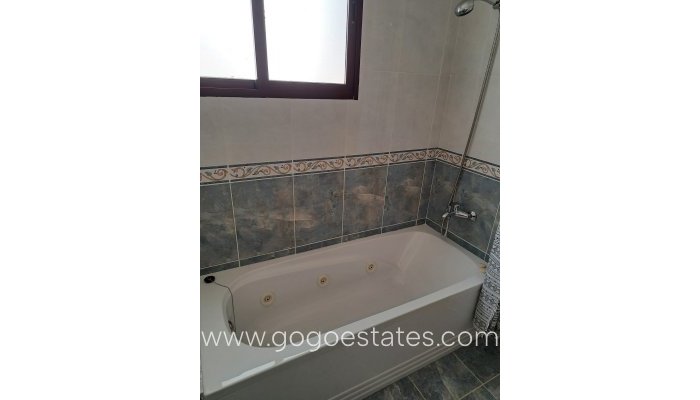 Te koop - Appartement - Appartement op de middelste verdieping - Albatera - Albatera Centro