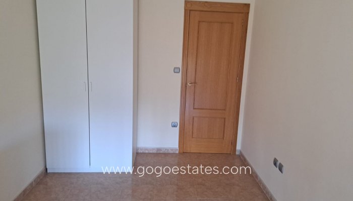 Te koop - Appartement - Appartement op de middelste verdieping - Albatera - Albatera Centro