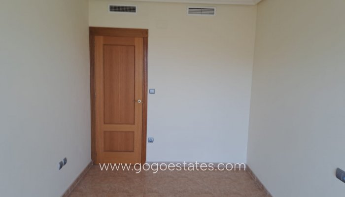 Te koop - Appartement - Appartement op de middelste verdieping - Albatera - Albatera Centro