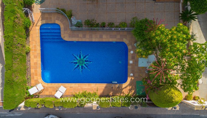 Te koop - Huis - Vrijstaande Villa - Torrevieja - La veleta