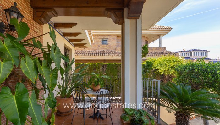 Te koop - Huis - Vrijstaande Villa - Torrevieja - La veleta