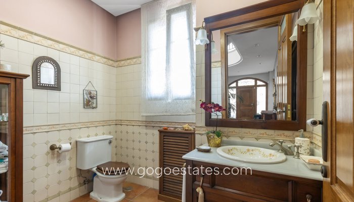 Te koop - Huis - Vrijstaande Villa - Torrevieja - La veleta