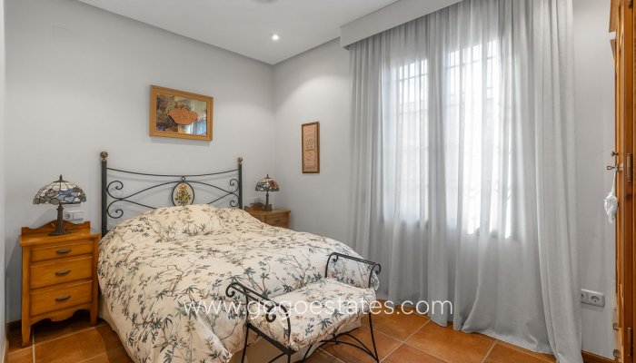 Te koop - Huis - Vrijstaande Villa - Torrevieja - La veleta