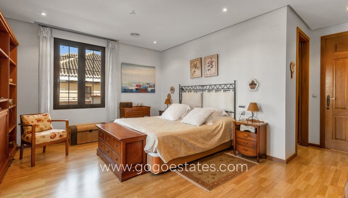 Te koop - Huis - Vrijstaande Villa - Torrevieja - La veleta