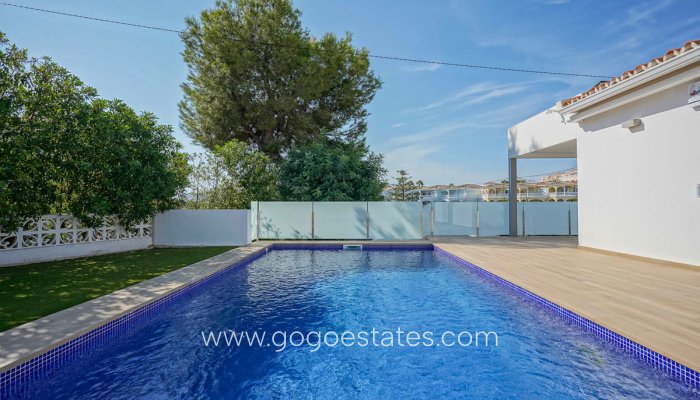 Te koop - Huis - Vrijstaande Villa - Benissa - Benissa Centro