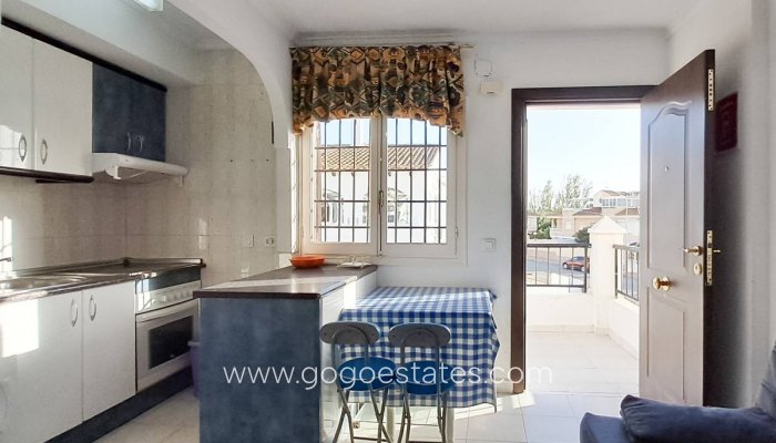 Te koop - Appartement - Appartement op de bovenste verdieping - Torrevieja - Torrevieja Centro