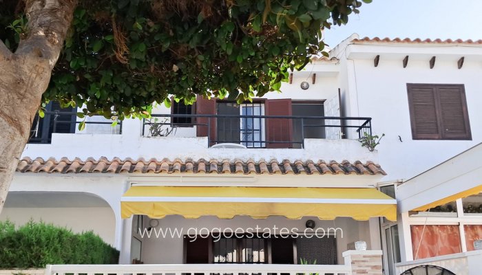 Te koop - Appartement - Appartement op de bovenste verdieping - Torrevieja - Torrevieja Centro
