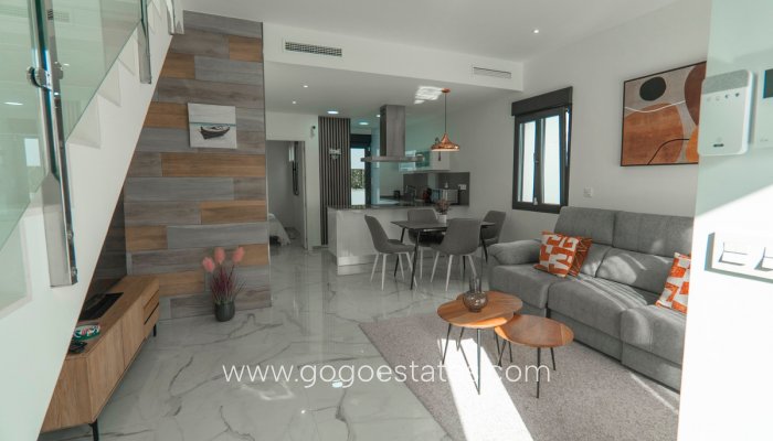 Te koop - Huis - Vrijstaande Villa - Orihuela - La Florida