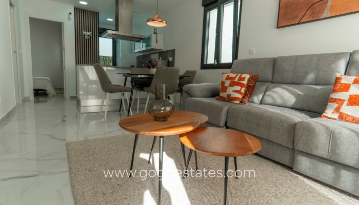 Te koop - Huis - Vrijstaande Villa - Orihuela - La Florida