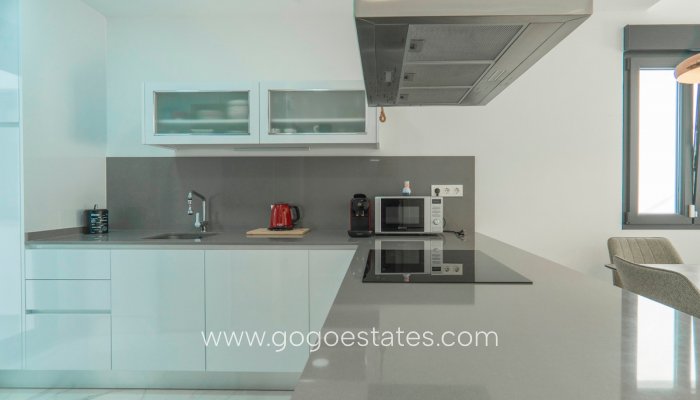 Te koop - Huis - Vrijstaande Villa - Orihuela - La Florida