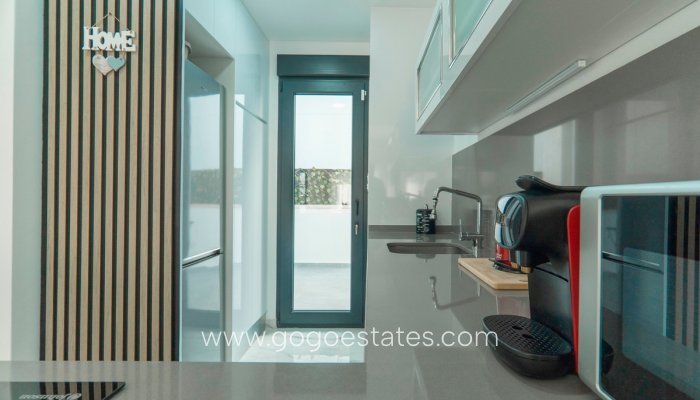 Te koop - Huis - Vrijstaande Villa - Orihuela - La Florida