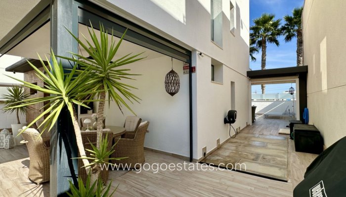 Te koop - Huis - Vrijstaande Villa - Orihuela - Lomas de Cabo Roig