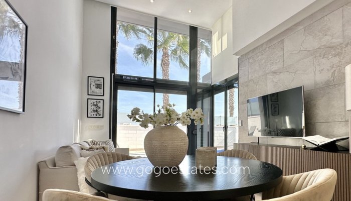 Te koop - Huis - Vrijstaande Villa - Orihuela - Lomas de Cabo Roig