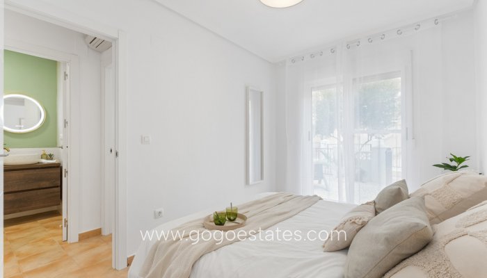 Te koop - Huis - Stadswoning - Orihuela - Villamartin