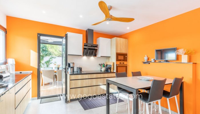 Te koop - Huis - Vrijstaande Villa - Teulada - Moraira