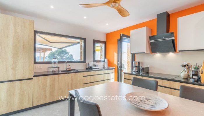 Te koop - Huis - Vrijstaande Villa - Teulada - Moraira