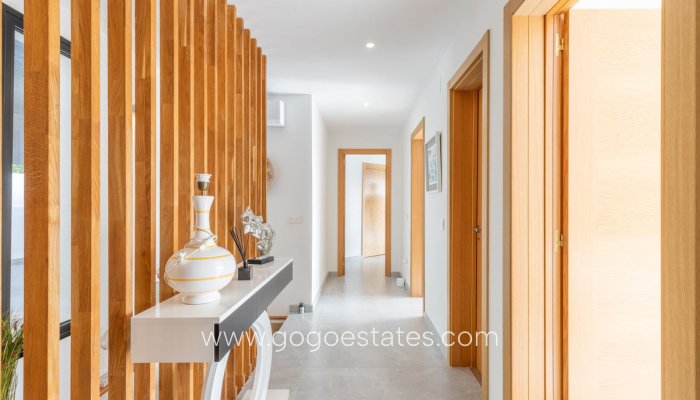 Te koop - Huis - Vrijstaande Villa - Teulada - Moraira