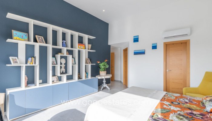 Te koop - Huis - Vrijstaande Villa - Teulada - Moraira