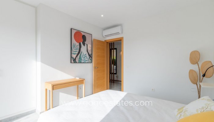 Te koop - Huis - Vrijstaande Villa - Teulada - Moraira