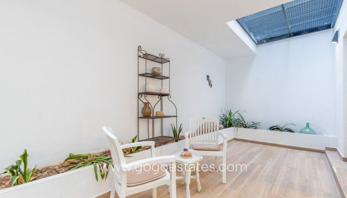 Te koop - Huis - Vrijstaande Villa - Teulada - Moraira