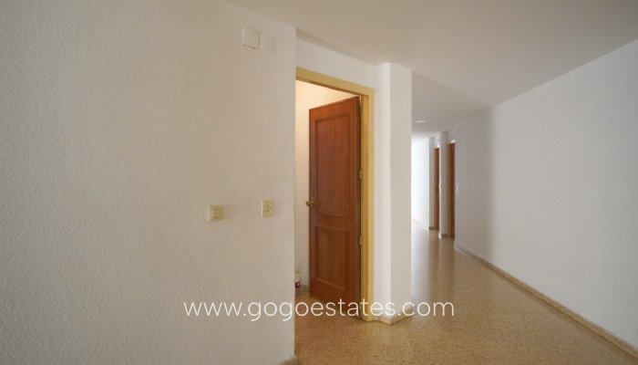 Te koop - Appartement - Appartement op de middelste verdieping - Dénia - Denia Centro