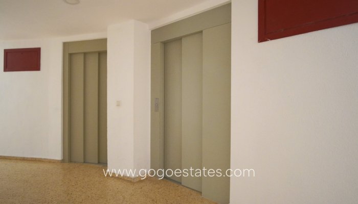 Te koop - Appartement - Appartement op de middelste verdieping - Dénia - Denia Centro