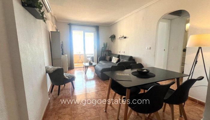 Te koop - Appartement - Appartement op de middelste verdieping - Torrevieja - Torrevieja Centro