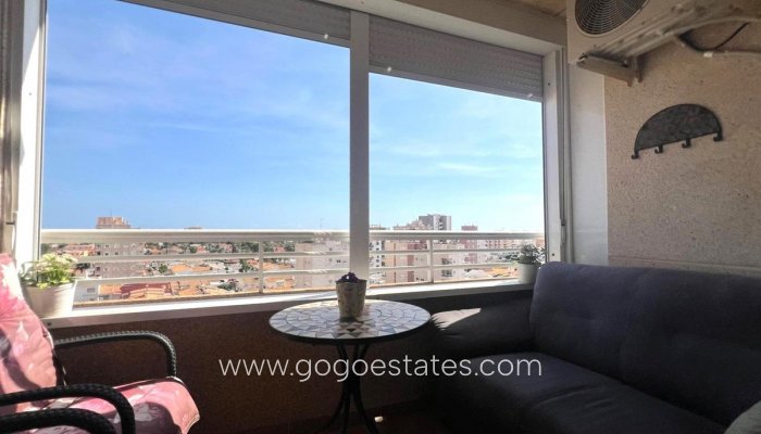 Te koop - Appartement - Appartement op de middelste verdieping - Torrevieja - Torrevieja Centro