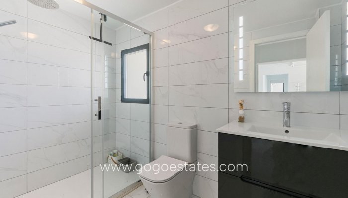 Te koop - Huis - Vrijstaande Villa - Torrevieja - La veleta