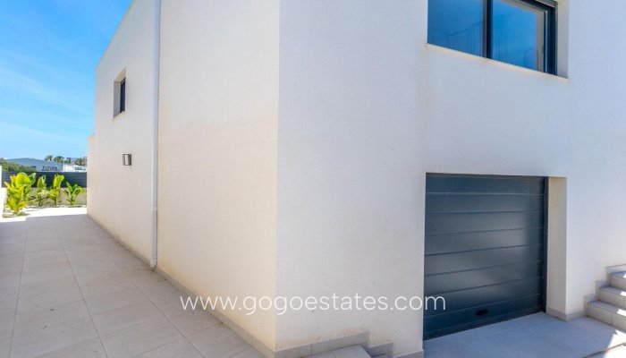 Te koop - Huis - Vrijstaande Villa - Torrevieja - La veleta