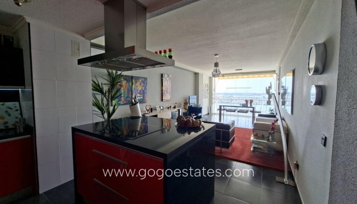 Te koop - Appartement - Appartement op de middelste verdieping - Torrevieja - Torrevieja Centro