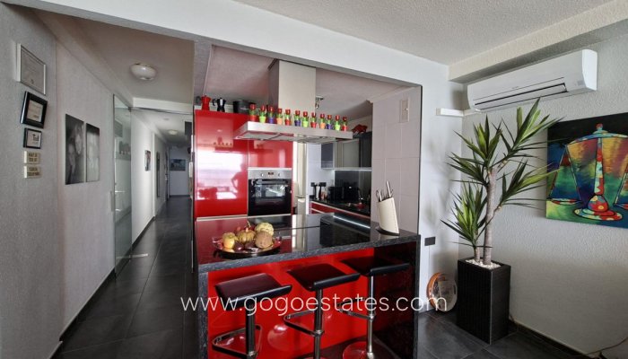 Te koop - Appartement - Appartement op de middelste verdieping - Torrevieja - Torrevieja Centro