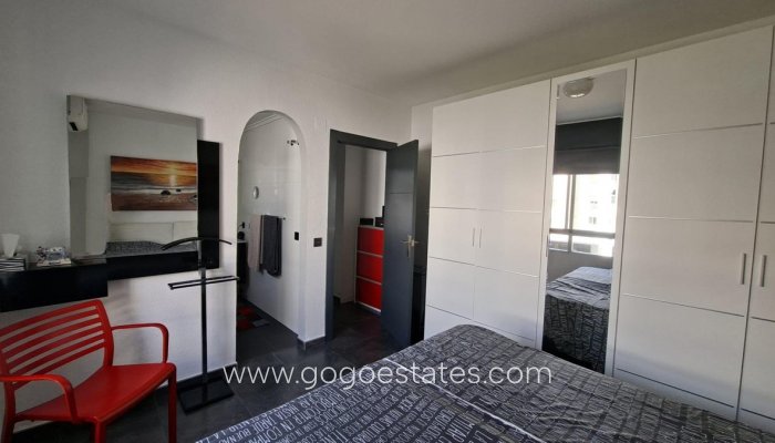 Te koop - Appartement - Appartement op de middelste verdieping - Torrevieja - Torrevieja Centro