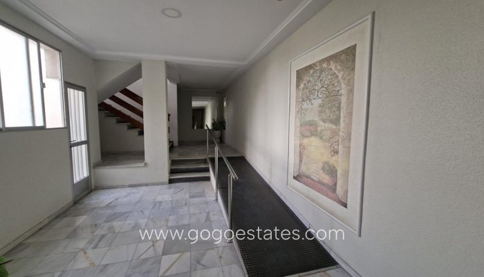 Te koop - Appartement - Appartement op de middelste verdieping - Torrevieja - Torrevieja Centro