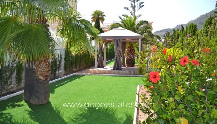 Te koop - Huis - Vrijstaande Villa - Calpe - Calpe Centro