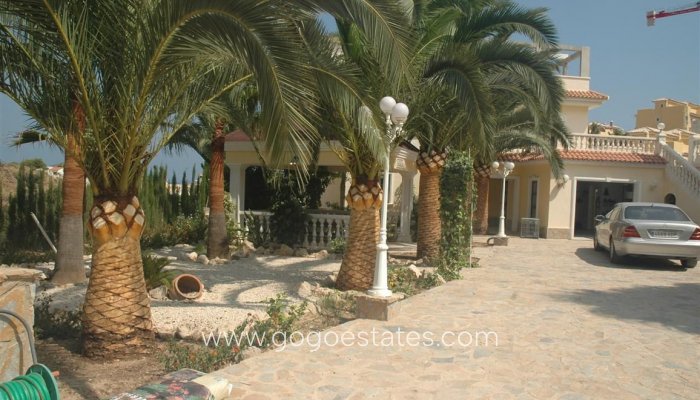 Te koop - Huis - Vrijstaande Villa - Calpe - Calpe Centro