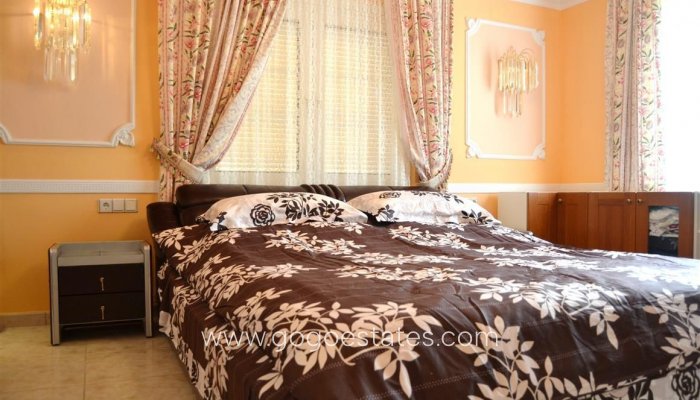 Te koop - Huis - Vrijstaande Villa - Calpe - Calpe Centro