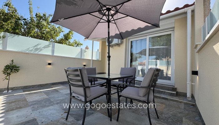 Te koop - Huis - Bungalow - Torrevieja - Torrevieja Centro