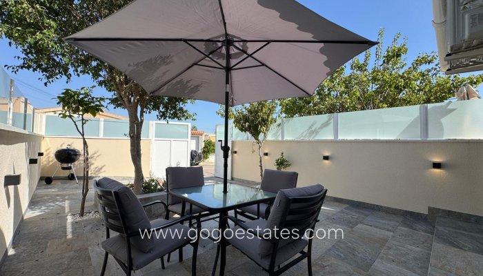 Te koop - Huis - Bungalow - Torrevieja - Torrevieja Centro