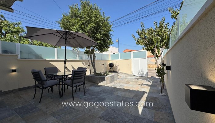 Te koop - Huis - Bungalow - Torrevieja - Torrevieja Centro