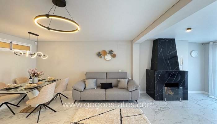 Te koop - Huis - Bungalow - Torrevieja - Torrevieja Centro