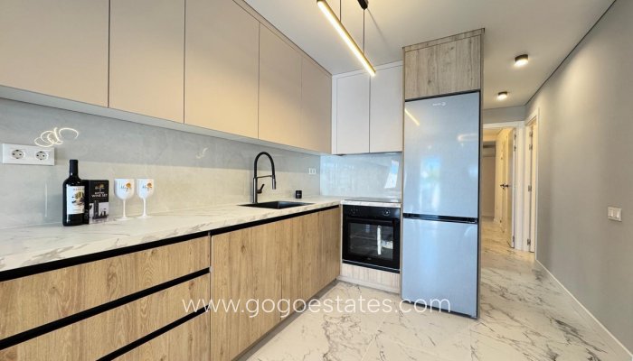 Te koop - Huis - Bungalow - Torrevieja - Torrevieja Centro