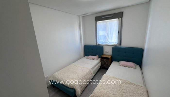 Te koop - Appartement - Appartement op de middelste verdieping - Orihuela - Orihuela Costa